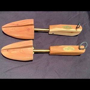 Cedar Shoe Trees (Pair)